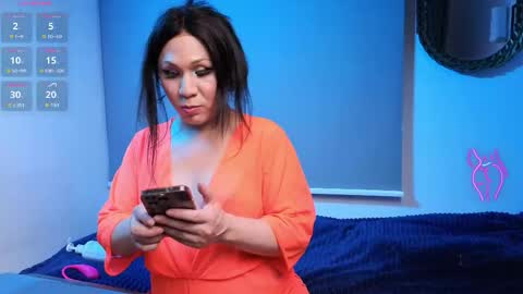 kyra Moor online show from 06/08/26, 01:20