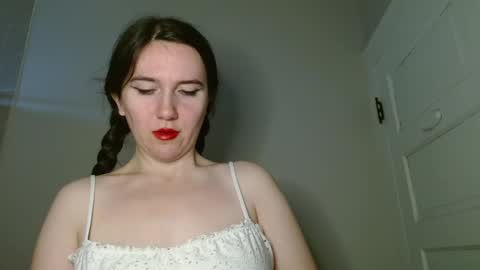 Isabella online show from 11/21/25, 02:38