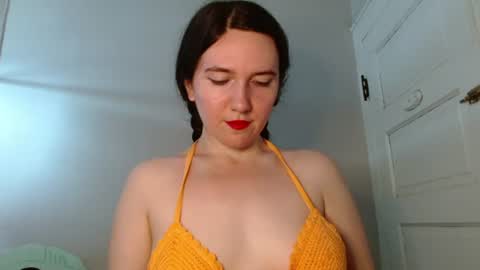 Snapshot of bigbootybunny chatting on 07/05/26, 04:58 Isabella online show from 07/05/26, 04:58