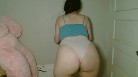 Snapshot of bigbootybunny chatting on 07/10/26, 05:12 Isabella online show from 07/10/26, 05:12