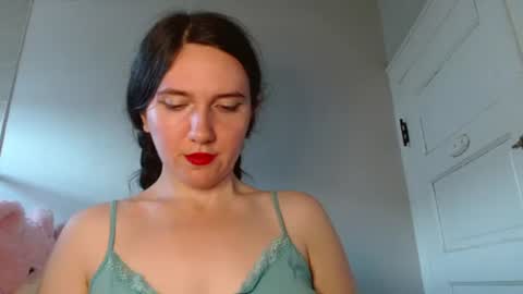 Snapshot of bigbootybunny chatting on 07/10/26, 05:26 Isabella online show from 07/10/26, 05:26