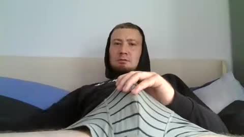 Snapshot of bigbowl95 chatting on 09/10/25, 01:00 bigbowl95 online show from 09/10/25, 01:00