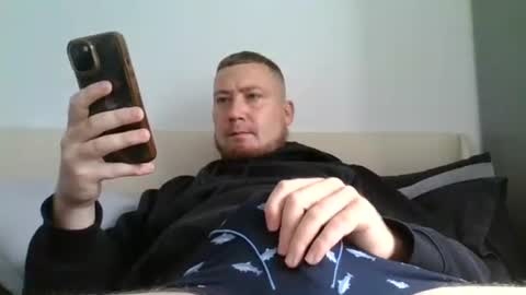 Snapshot of bigbowl95 chatting on 09/13/25, 10:04 bigbowl95 online show from 09/13/25, 10:04