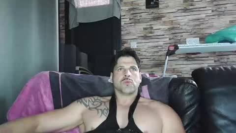 Bigboyband online show from 01/11/26, 03:06