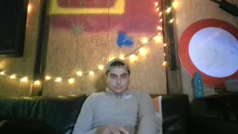 Snapshot of bigboybelgium4 chatting on 09/29/25, 10:31 bigboybelgium4 online show from 09/29/25, 10:31