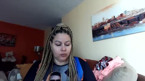 Snapshot of bigbreastsabrina chatting on 12/17/24, 04:43 BIG BREAST SABRINA online show from 12/17/24, 04:43