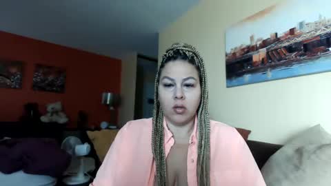 Snapshot of bigbreastsabrina chatting on 12/18/24, 04:28 BIG BREAST SABRINA online show from 12/18/24, 04:28