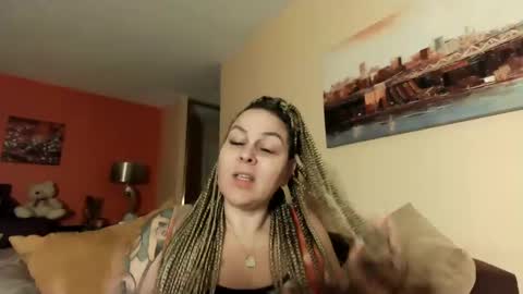 Snapshot of bigbreastsabrina chatting on 12/30/24, 04:42 BIG BREAST SABRINA online show from 12/30/24, 04:42