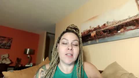 Snapshot of bigbreastsabrina chatting on 01/02/25, 04:20 BIG BREAST SABRINA online show from 01/02/25, 04:20