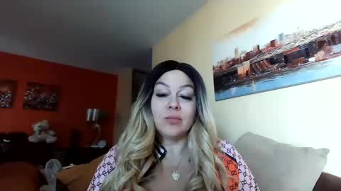 Snapshot of bigbreastsabrina chatting on 01/09/25, 06:47 BIG BREAST SABRINA online show from 01/09/25, 06:47