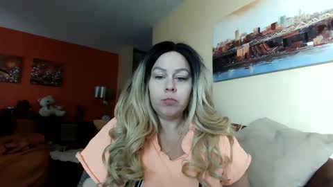 Snapshot of bigbreastsabrina chatting on 01/24/25, 03:34 BIG BREAST SABRINA online show from 01/24/25, 03:34