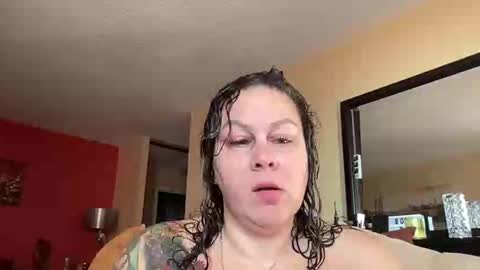 Snapshot of bigbreastsabrina chatting on 05/29/26, 12:25 BIG BREAST SABRINA online show from 05/29/26, 12:25