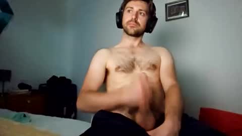 Big Brit online show from 10/12/25, 03:05