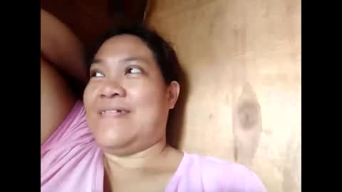 Snapshot of bigbutt_ladywap chatting on 10/26/25, 01:55 Charlotte online show from 10/26/25, 01:55