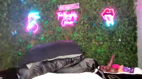 bigbuttsarena online show from 03/04/26, 09:15