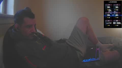 Jon - Im Straight online show from 12/22/25, 05:43