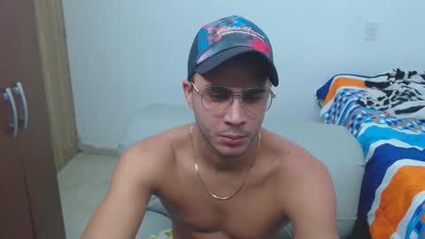 Snapshot of bigcock2815 chatting on 05/19/26, 03:02 Isaac online show from 05/19/26, 03:02