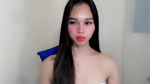 ZARINA online show from 03/25/26, 06:58