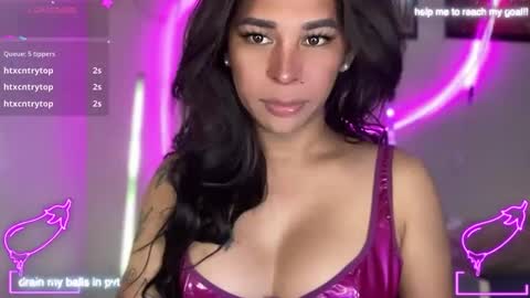 queen amanda online show from 04/21/26, 05:14