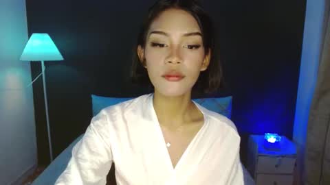 katherine Pierce online show from 01/06/25, 10:47