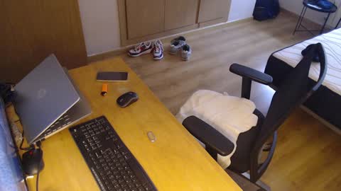 Snapshot of bigcok35spain chatting on 02/07/25, 02:04 bigcok35spain online show from 02/07/25, 02:04