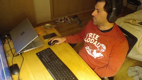 Snapshot of bigcok35spain chatting on 02/08/25, 07:38 bigcok35spain online show from 02/08/25, 07:38