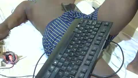 Snapshot of bigcork81 chatting on 10/05/25, 11:02 bigcork81 online show from 10/05/25, 11:02