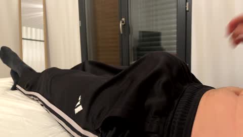 Snapshot of bigd20plus chatting on 01/20/25, 05:27 Frenchy bigD online show from 01/20/25, 05:27