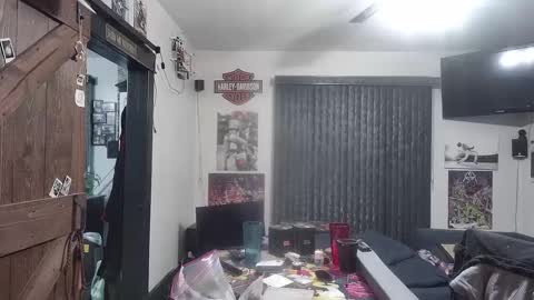 Snapshot of bigdbrillion chatting on 02/15/25, 09:05 Darryl online show from 02/15/25, 09:05