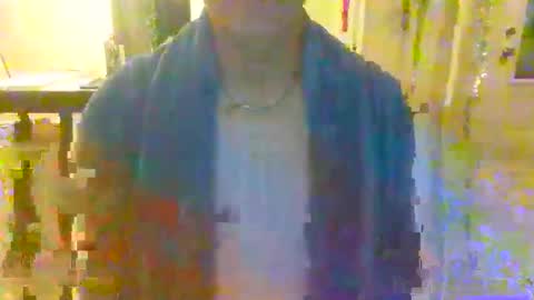 bigdeer581917471 online show from 11/18/25, 10:41