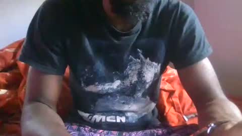 Snapshot of bigdickb917 chatting on 05/14/26, 04:58 Sir Big dick B online show from 05/14/26, 04:58