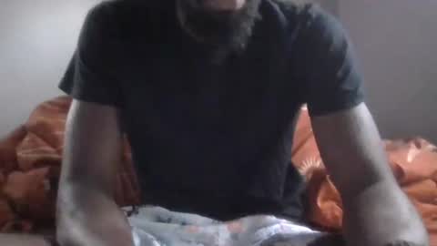 Snapshot of bigdickb917 chatting on 05/17/26, 06:15 Sir Big dick B online show from 05/17/26, 06:15