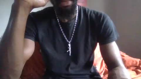 Snapshot of bigdickb917 chatting on 05/23/26, 05:50 Sir Big dick B online show from 05/23/26, 05:50