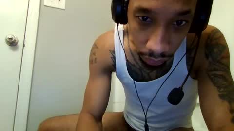 Snapshot of bigdickmarixxx chatting on 11/29/25, 09:56 bigdickmarixxx online show from 11/29/25, 09:56