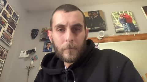 bigdicknicetits8800 online show from 04/23/26, 06:32