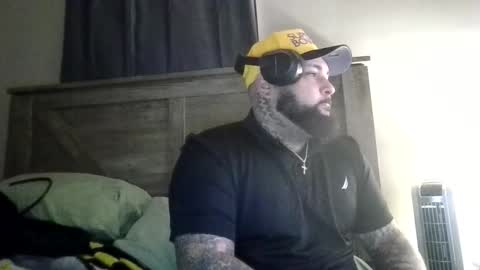 Snapshot of bigdickrican94 chatting on 03/03/26, 06:36 bigdickrican94 online show from 03/03/26, 06:36