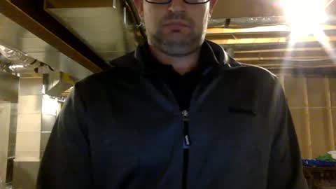 Snapshot of bigdickshowoff9877 chatting on 12/19/24, 08:34 Bigdickshowoff9877 online show from 12/19/24, 08:34