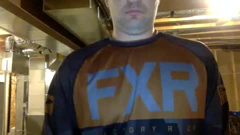 Snapshot of bigdickshowoff9877 chatting on 01/20/25, 05:37 Bigdickshowoff9877 online show from 01/20/25, 05:37