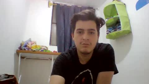 Snapshot of bigfinger125 chatting on 12/28/24, 06:17 Lucy and Fred online show from 12/28/24, 06:17