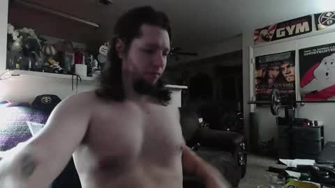 biggerisbetter21 online show from 11/02/25, 07:44