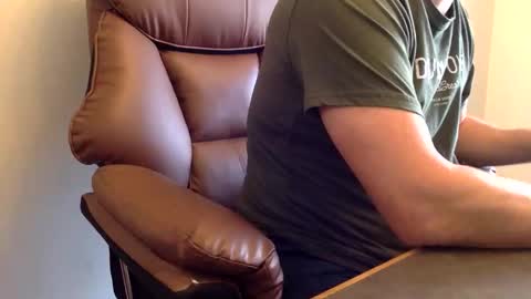 Snapshot of biggestjack1 chatting on 09/22/25, 12:18 TheBiggestJack online show from 09/22/25, 12:18