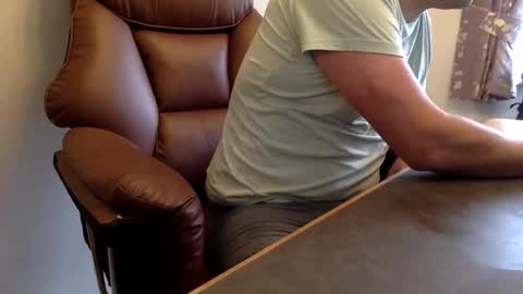 Snapshot of biggestjack1 chatting on 09/30/25, 02:11 TheBiggestJack online show from 09/30/25, 02:11