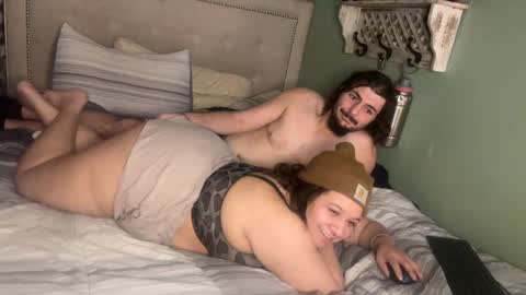 Snapshot of bigglou26 chatting on 01/20/25, 04:32 BiggLou and LenaLove online show from 01/20/25, 04:32