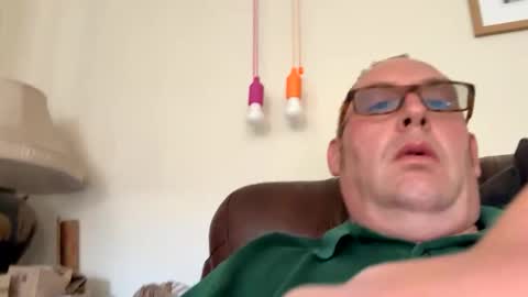 Snapshot of biggloves4bighands chatting on 09/12/25, 12:27 biggloves4bighands online show from 09/12/25, 12:27