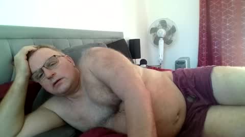 Snapshot of bigguy2014 chatting on 02/04/26, 11:38 bigguy2014 online show from 02/04/26, 11:38