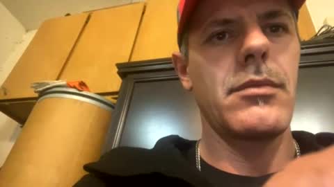 Snapshot of biggymemo69 chatting on 12/15/24, 11:42 biggymemo69 online show from 12/15/24, 11:42