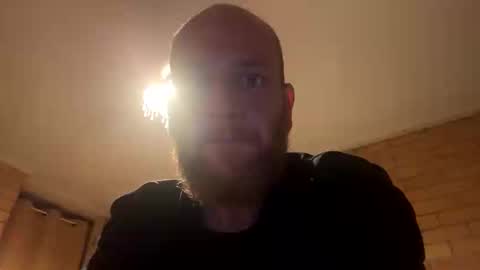 Snapshot of bighands167610 chatting on 11/14/25, 10:25 bighands167610 online show from 11/14/25, 10:25