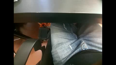 Snapshot of bighdasehzada chatting on 10/25/25, 08:55 bighdasehzada online show from 10/25/25, 08:55