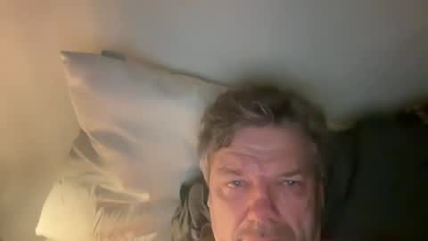 Snapshot of bigheart60 chatting on 06/14/26, 01:47 bigheart60 online show from 06/14/26, 01:47
