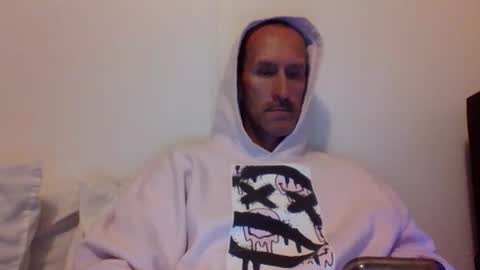 Chaz online show from 09/17/25, 01:51